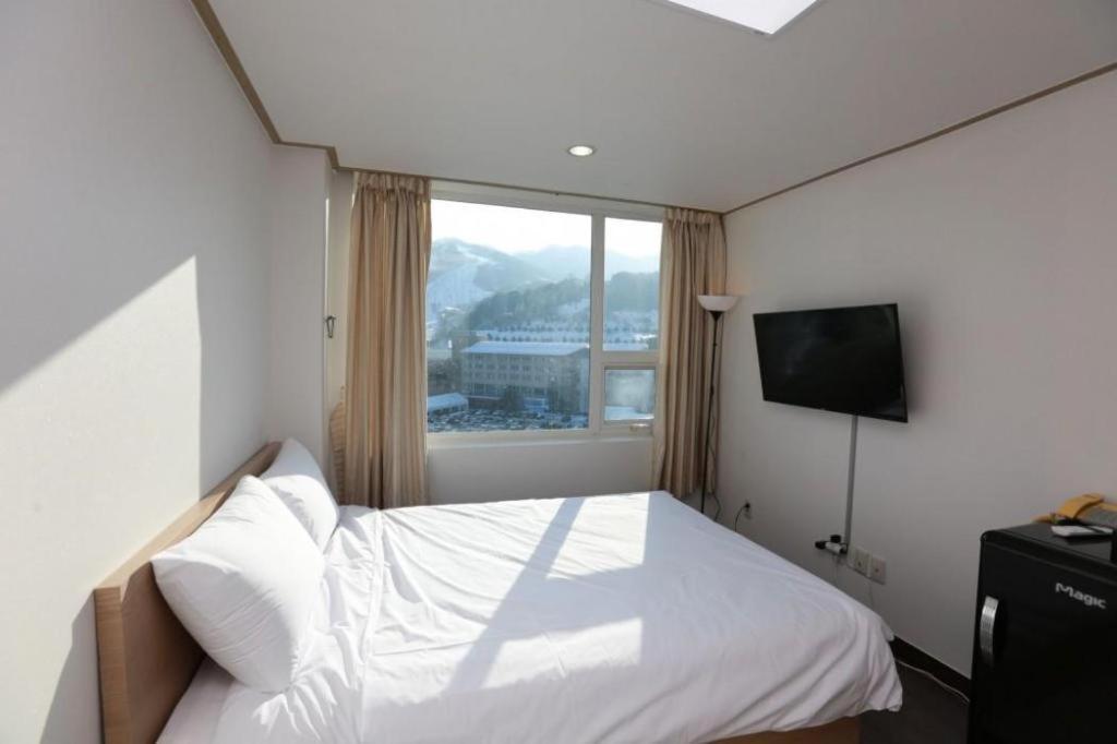 Pyeongchang The White View Екстер'єр фото