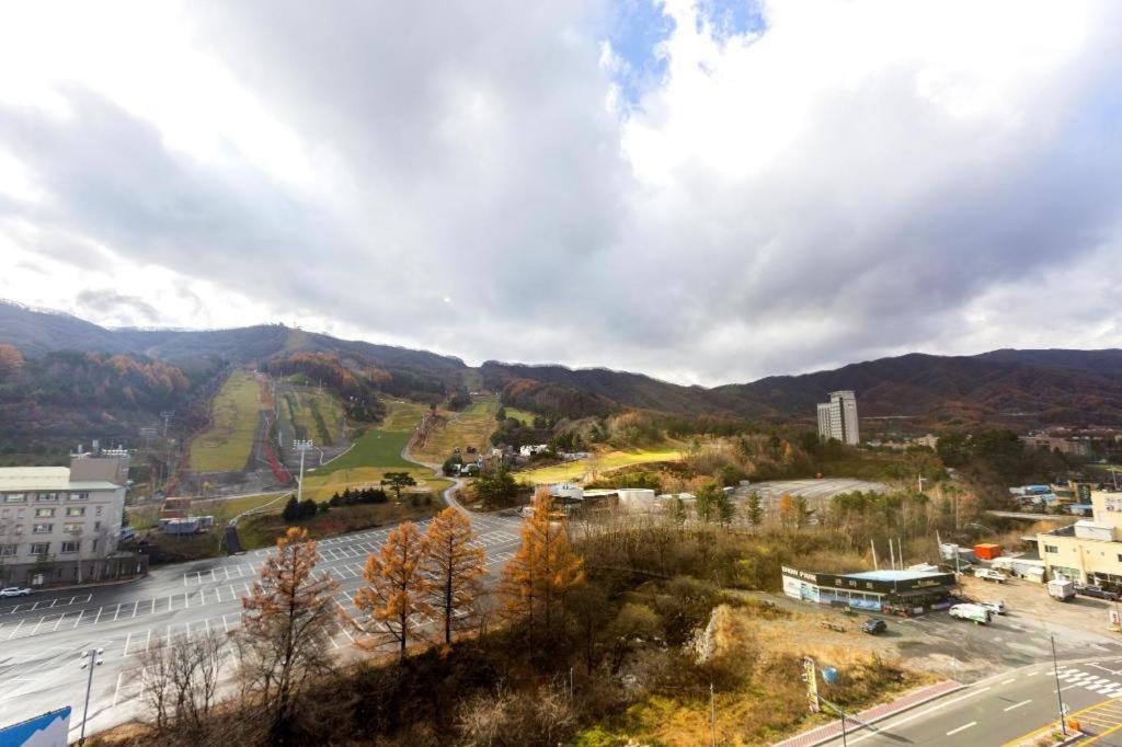 Pyeongchang The White View Екстер'єр фото