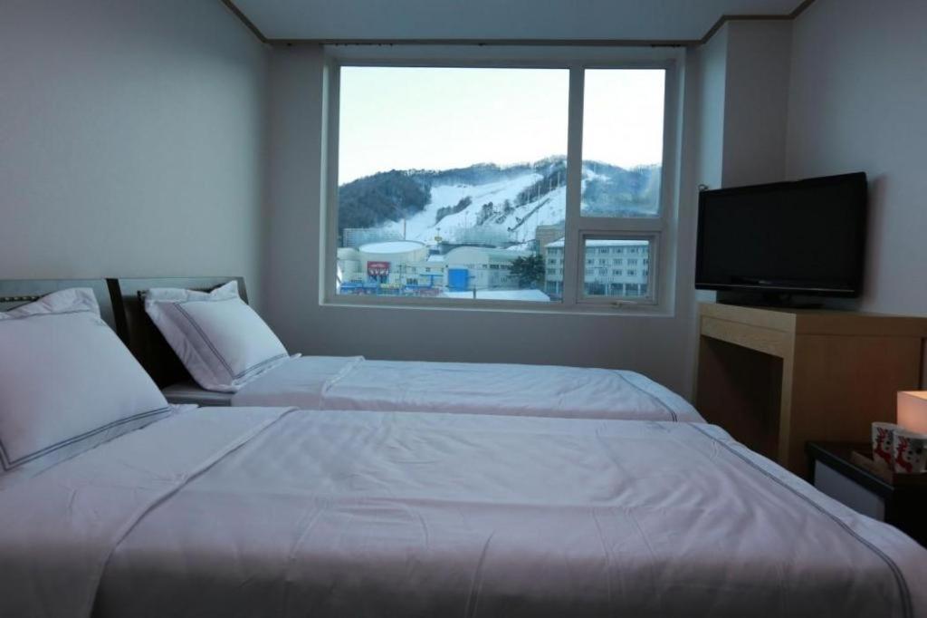 Pyeongchang The White View Екстер'єр фото
