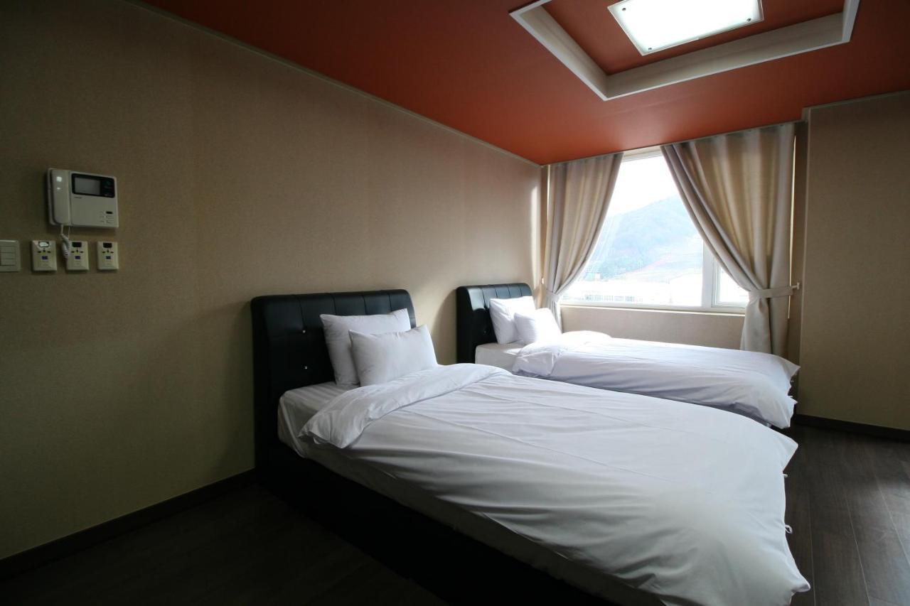 Pyeongchang The White View Екстер'єр фото