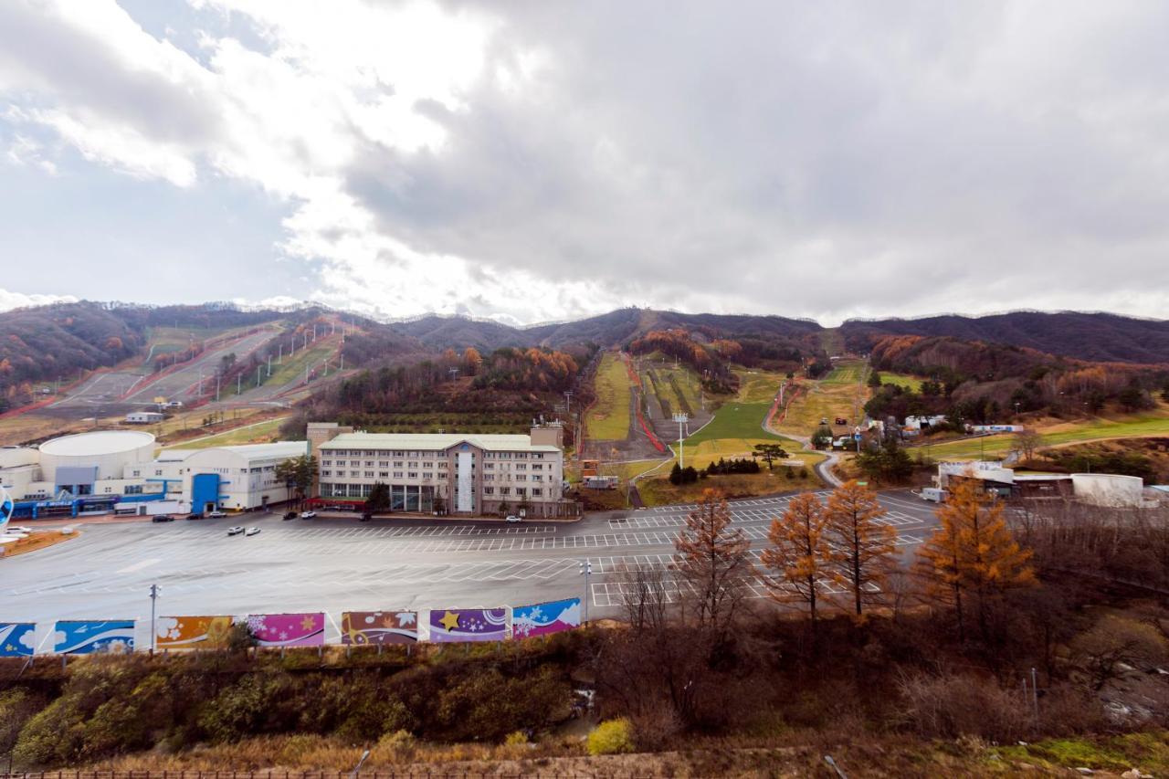 Pyeongchang The White View Екстер'єр фото