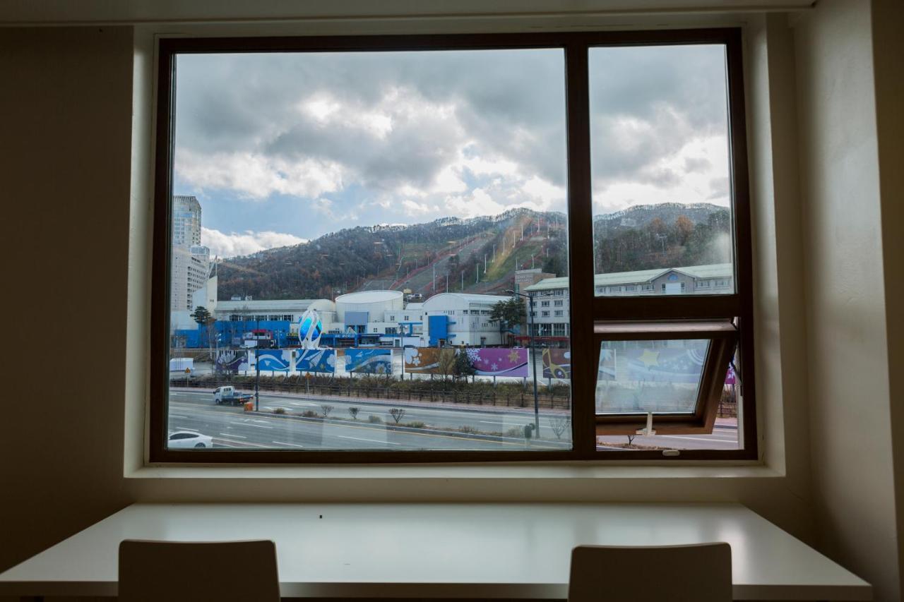 Pyeongchang The White View Екстер'єр фото